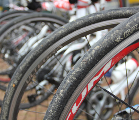 Lugo: una gara di ciclismo per giovanissimi all’aeroporto di Villa San Martino