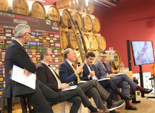 Presentato il libro "Coppi e Bartali"