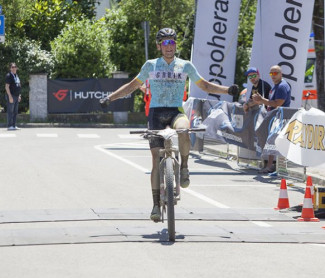Al Rally di Romagna MTB l'olandese Bart vince e regala un finale-thriller