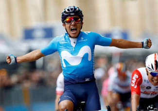 Giro d’Italia, impresa di Carapaz: trionfo e maglia rosa