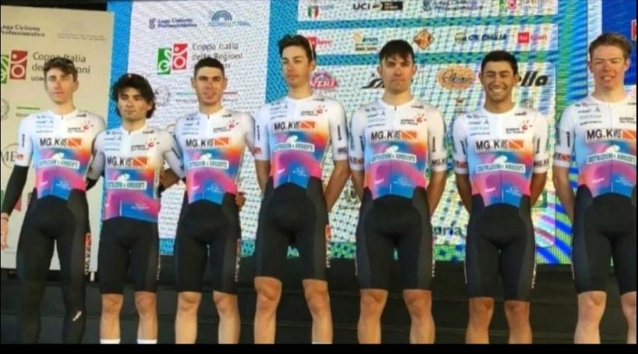 Ciclismo Pro - Mg Kvis Costruzioni e Ambiente pronta per Montecassiano e Treviso