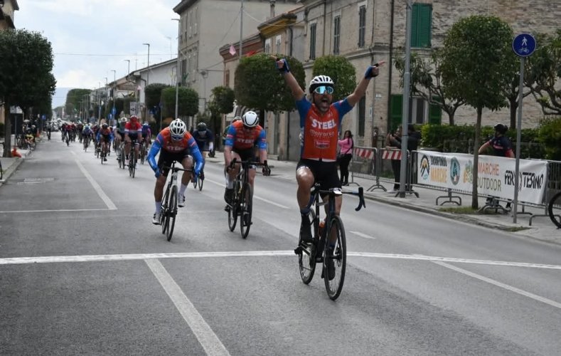 Ciclismo Amatori, successo per New Limits e Fd Steel nel Gran Premio SanGiuseppe