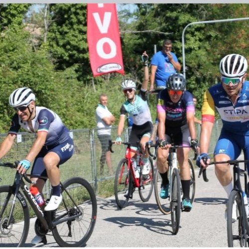 CICLISMO CSI  - Partita ledizione numero 5 del Giro della Valdaso
