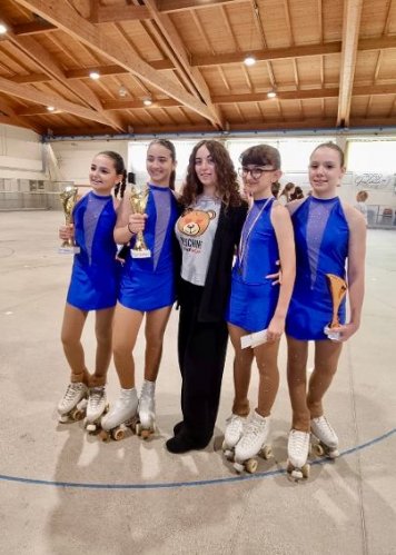 Tre ori e due bronzi ai giochi giovanili provinciali di pattinaggio artistico