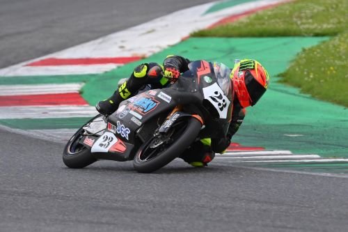 CIV Moto3 Il Lucky Racing Team a Vallelunga per round3 sempre con Elia Bartolini.