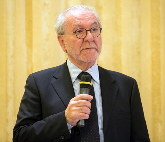 La Lega Pro ricorda Maradona. Le parole del Presidente Ghirelli