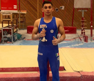 CS PGF D’Azzurro vestito Matteo brilla in Francia!
