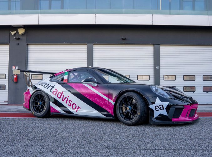 Porsche GT Escort Advisor, svelata e pronta a correre la National GT Challenge