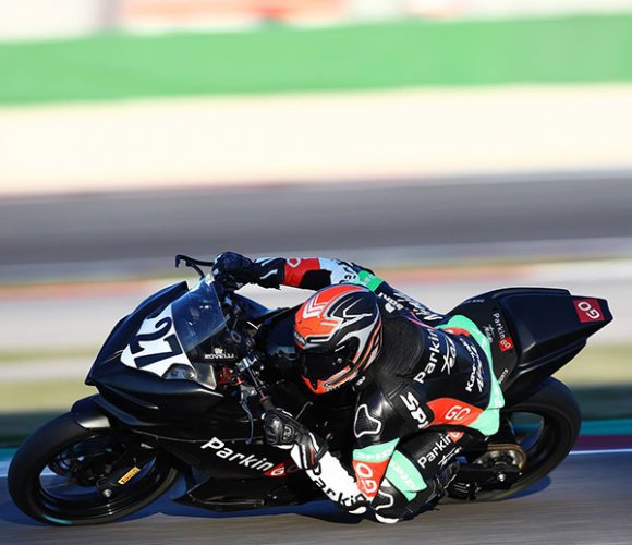 CIV Misano A.: Edwards e Rovelli veloci nelle Q1 con ParkinGO Kawasaki