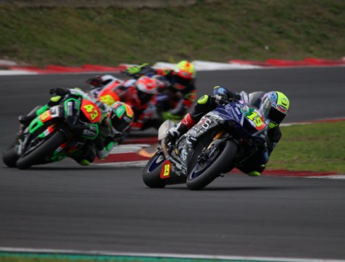 SS600: Luca Bernardi campione italiano