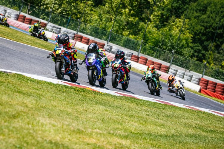Spettacolo a Borgo Ticino nel Round 2 del Campionato Italiano Minimoto 2026