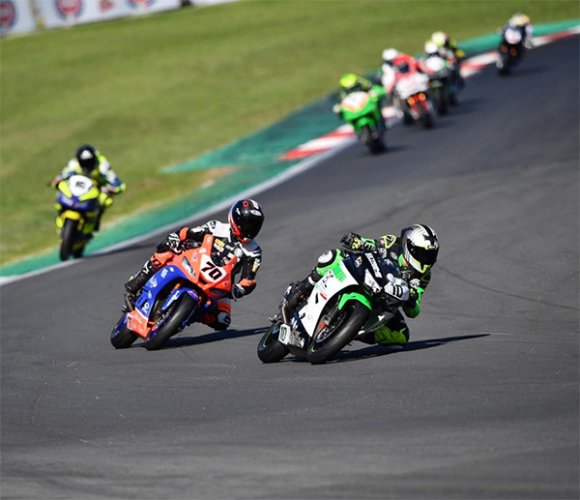 ELF CIV Vallelunga: Chiusura di stagione positiva per il team Terra e Moto