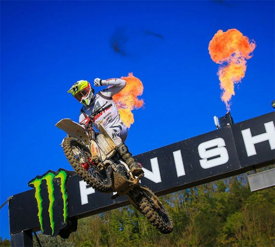 Fine settimana da incorniciare per i Pata Talenti Azzurri FMI del Motocross