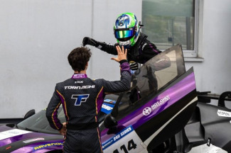 Gino Rocchio trionfa al N�rburgring e torna in testa al Campionato Europeo