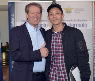 I nove volte Campioni del Mondo Antonio Cairoli e Valentino Rossi all'Evento Celebrativo dei 110 anni FMI