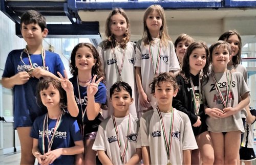 Centro Sub Nuoto Faenza: la staffetta mista stile libero vince al Trofeo Nisiro per Esordienti C.