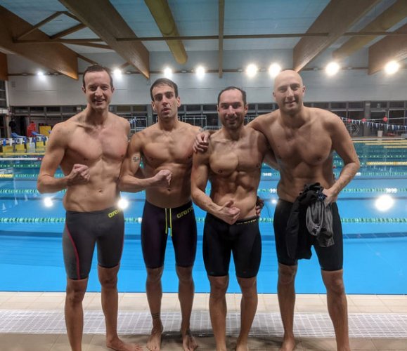 Sport center polisportiva: nuoto master 21 medaglie in due gare