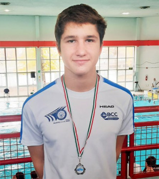 Doppio argento per Alex Gaddoni al Trofeo Nicoletti di nuoto