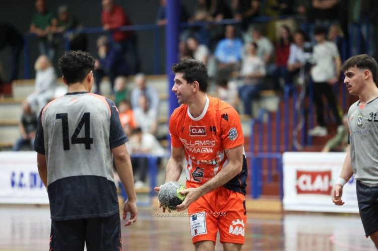 Pallamano Romagna - Sannio 33-17 (p.t. 17-12)
