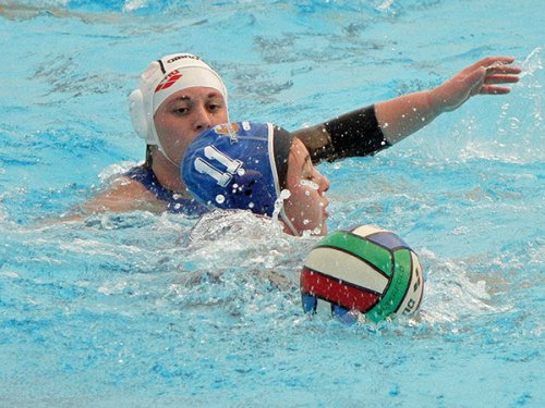 Pallanuoto A2 femminile, la Cosma Vela Ancona passa anche a Catania