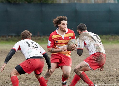 Niente da fare per la Pesaro Rugby che cade a Napoli