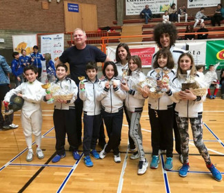 Tre ori e due bronzi al “10° trofeo monia noleggi“ di forli per il circolo ravennate della spada