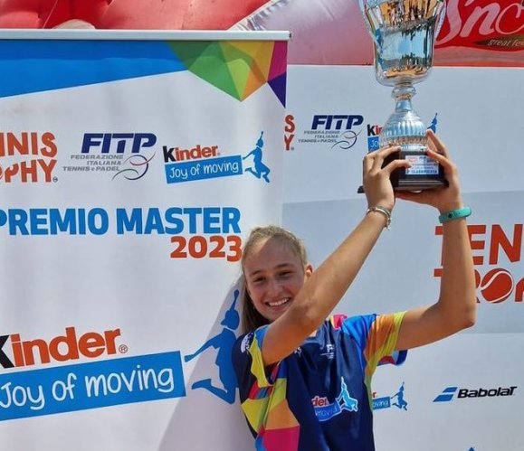 Emma Lanzoni (TC Faenza)al Master Internazionale nella Rafa Nadal Academy