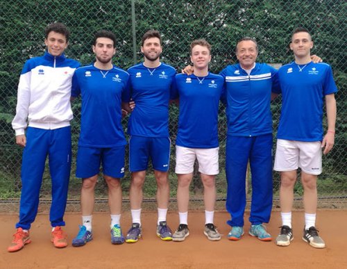 Serie C maschile. La squadra A del Tc Faenza parte con un 6-0.