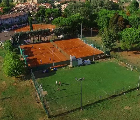 Al Circolo Tennis Venustas semifinali per il torneo di 4 categoria