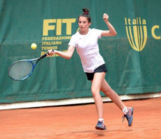 Andrea Maria Artimedi conquista il titolo in doppio con Federica Urgesi nel torneo ITF junior tour a Tremosine