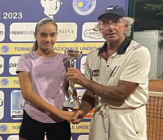 Crystal Aratari da applausi nel torneo Tennis Europe U16 di Palermo