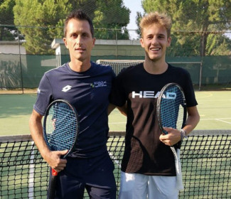 Nico Gnoli, il beniamino di casa Alberto Scafoletti e Simone Bezzi in semifinale nel 14° trofeo “So.Na.D”