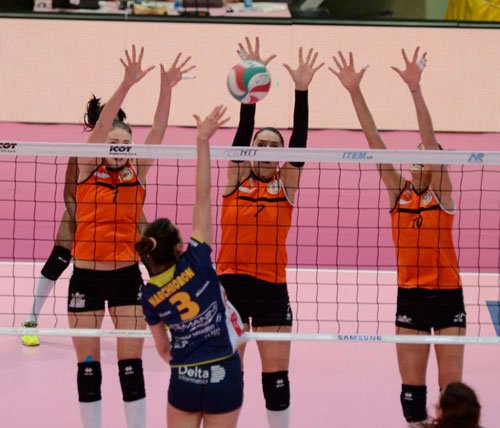 Volley 2002 forl  Trentino rosa 2-3
