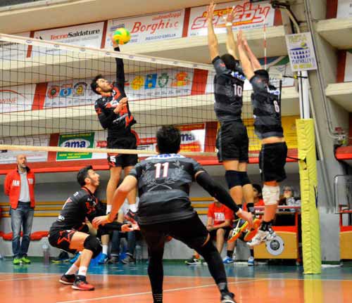 Modena Volley Unimore-Ama San Martino 3-2 (28-26, 22-25, 22-25, 25-17, 15-12)
