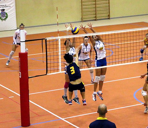 Rubicone In Volley  vs M. I. Fatro Ozzano 3-2  (26-24, 12-25, 19-25, 25-23, 19-17)