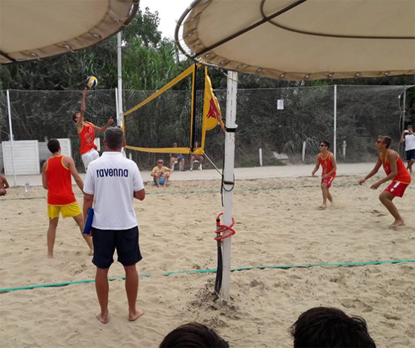 Scatta da Porto Corsini la stagione del beach volley provinciale con la Coppa Ravenna
