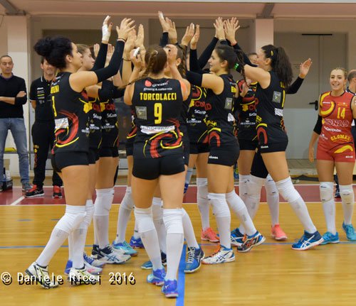 Orvieto - Conad SiComputer Teodora 3-2 (25-20, 30-32, 16-25, 25-22, 15-6)