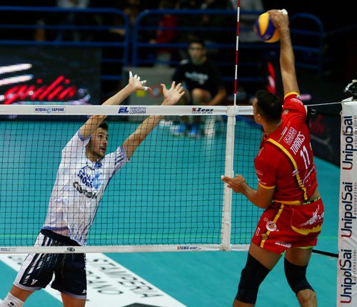 Latina-Ravenna 3-1 (28-26, 21-25, 25-23, 27-25)