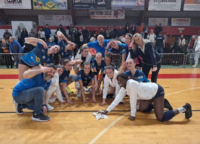 Fatro Ozzano- Persicetana Volley 3-2 (17-25; 20-25, 25-20; 25-22; 15-11)