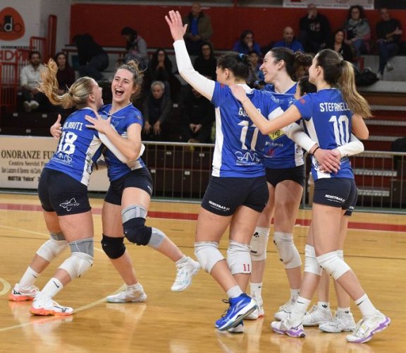 La Fatro Volley Ozano  vuole tornare a vincere