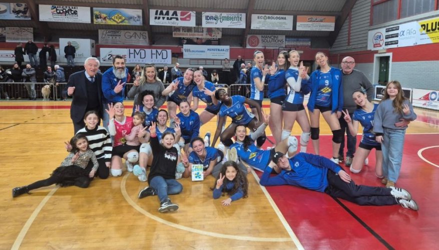 Fatro Ozzano- Team 80 Gabicce 3-2 (20-25; 23-25; 25-19; 25-21; 15-10)