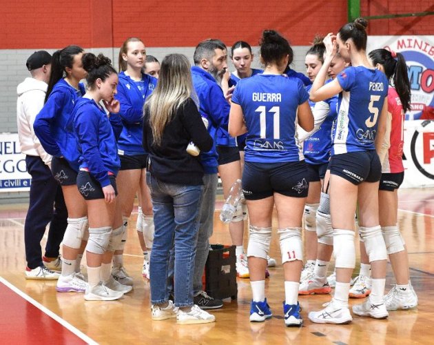 Fenix Energia Faenza- Fatro Ozzano Volley  3-0 (25-19; 25-20; 25-20)