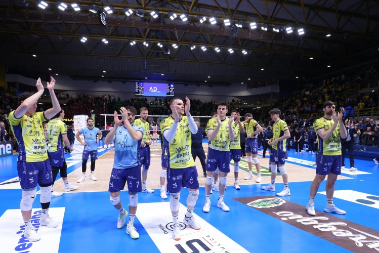 Valsa Group Modena – Gas Sales Bluenergy Piacenza 1-3 (18-25, 25-21, 20-25, 20-25)