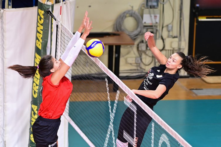CBF Balducci HR Macerata - Quattro set disputati (2-2) nel test con San Giovanni in Marignano