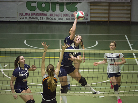 Ferrara nel cuore - Csi Clai Solovolley 0-3 (19-25; 21-25; 16-25)
