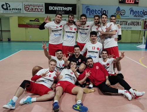 Bontempi Casa Netoip Ancona &#8211; Volley Gioia (BA): 3-0 (25-13,25-23,25-22)