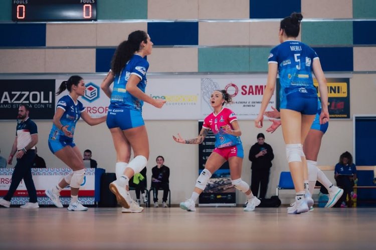 Lasersoft Riccione Volley  in campo sabato sera a Montespertoli (Fi)