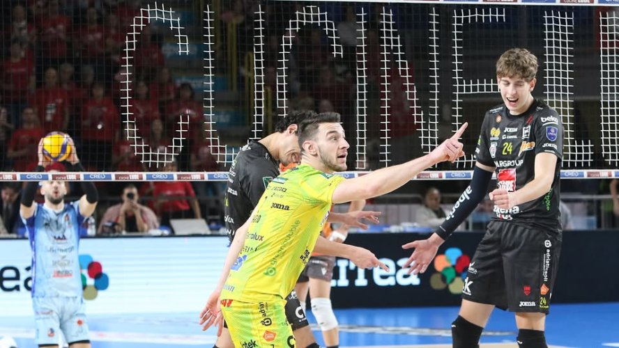 Cucine Lube Civitanova – MA Acqua S.Bernardo Cuneo 3-0 (25-20, 25-13, 25-18)