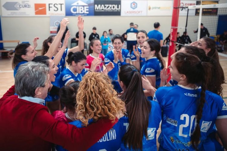 Tre punti d'oro per la Lasersoft Riccione Volley nel derby con Cesena (3-1)