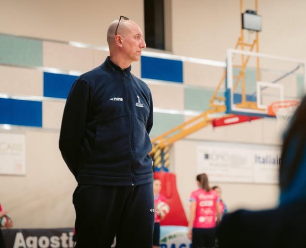 Serie B1 - Si separano le strade tra Lasersoft Riccione Volley  e coach Michele Piraccini